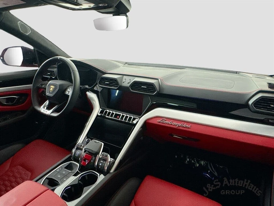 2019 Lamborghini Urus - Image 31 of 31