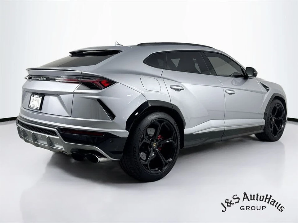 2019 Lamborghini Urus - Image 7 of 31