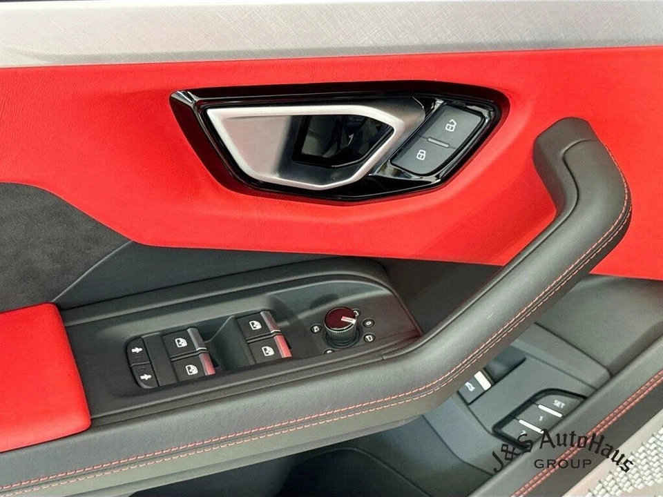 2019 Lamborghini Urus - Image 24 of 31