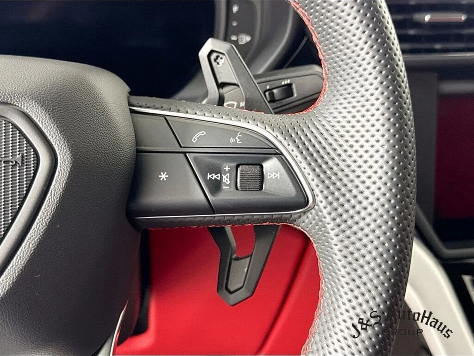 2019 Lamborghini Urus - Image 14 of 31