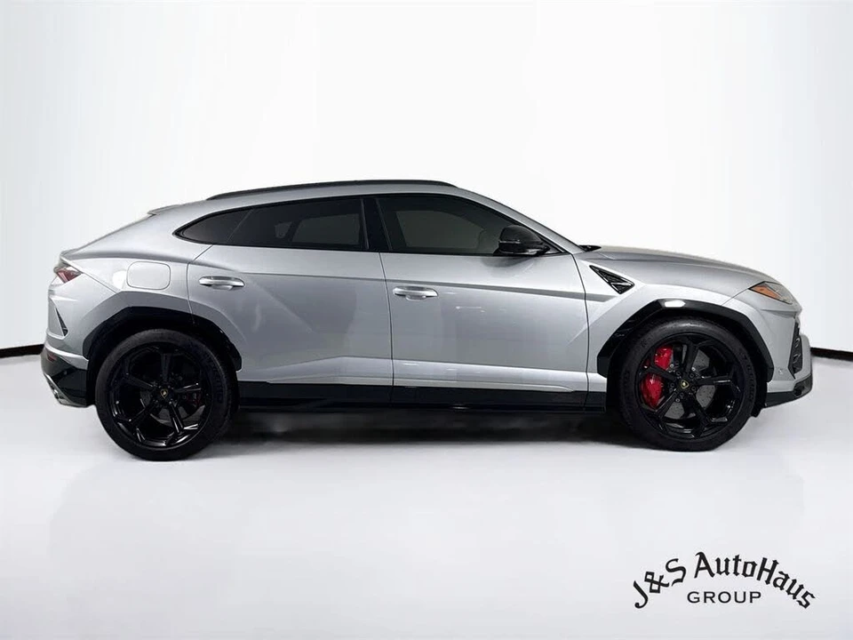 2019 Lamborghini Urus - Image 8 of 31