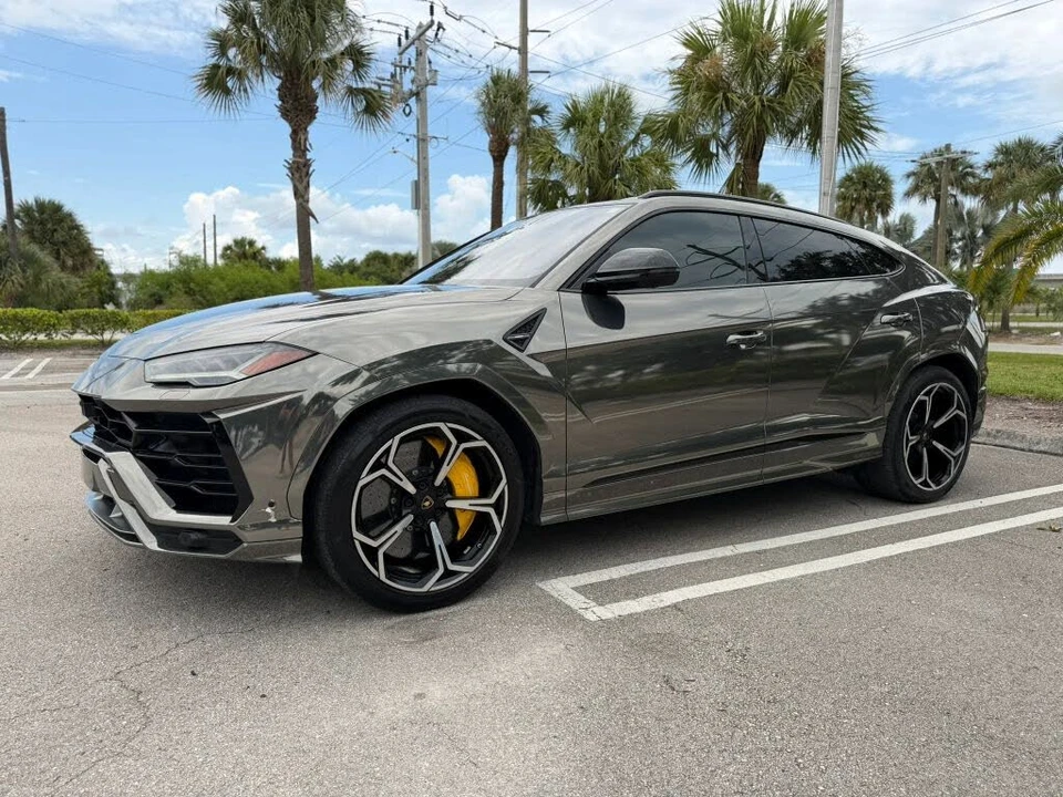 2019 Lamborghini Urus - Image 3 of 24