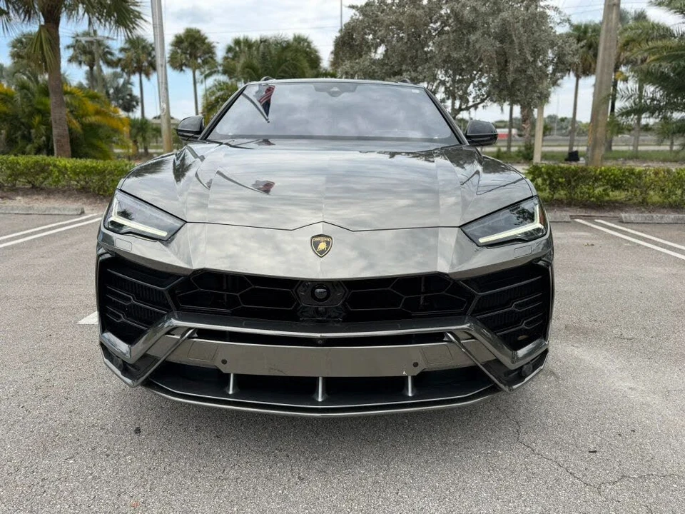 2019 Lamborghini Urus - Image 11 of 24