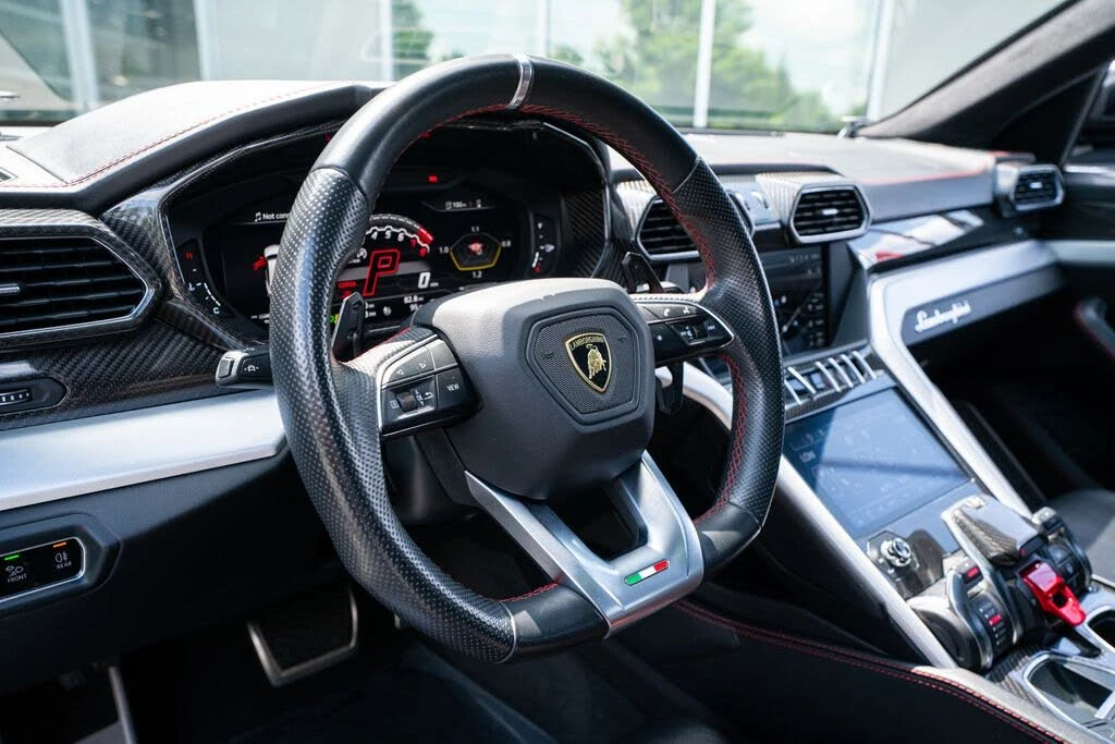 2019 Lamborghini Urus - Image 31 of 31