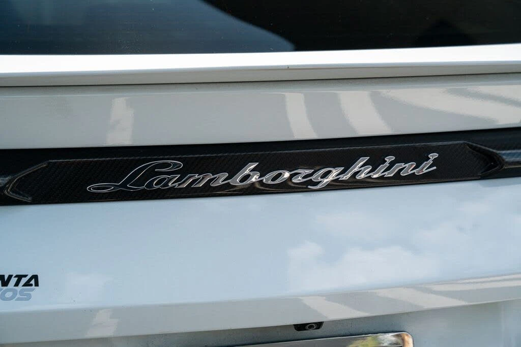 2019 Lamborghini Urus - Image 17 of 31