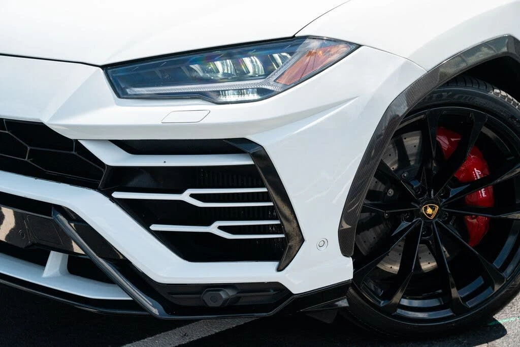 2019 Lamborghini Urus - Image 3 of 31