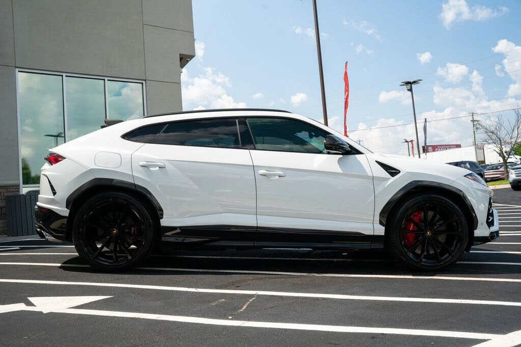 2019 Lamborghini Urus - Image 10 of 31