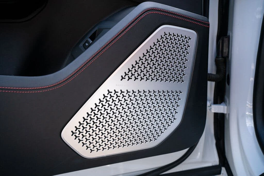 2019 Lamborghini Urus - Image 28 of 31