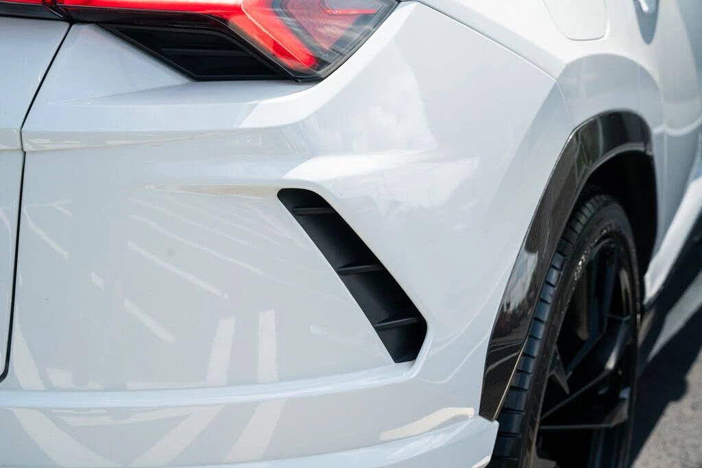 2019 Lamborghini Urus - Image 14 of 31