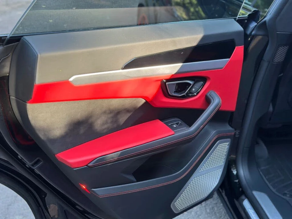 2019 Lamborghini Urus - Image 16 of 31