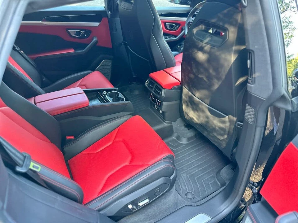 2019 Lamborghini Urus - Image 25 of 31