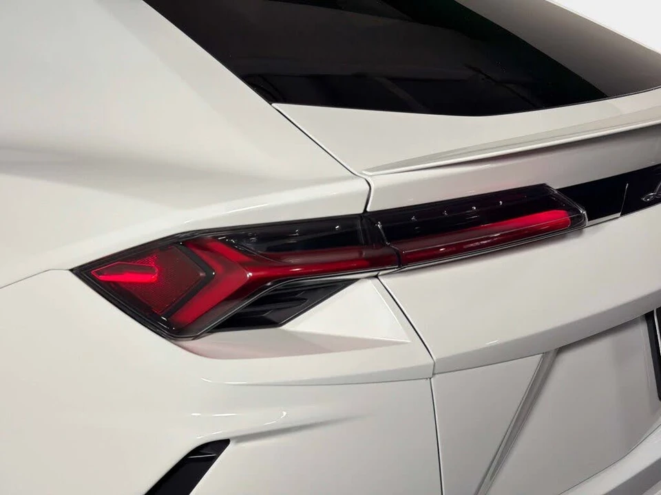 2019 Lamborghini Urus - Image 15 of 31