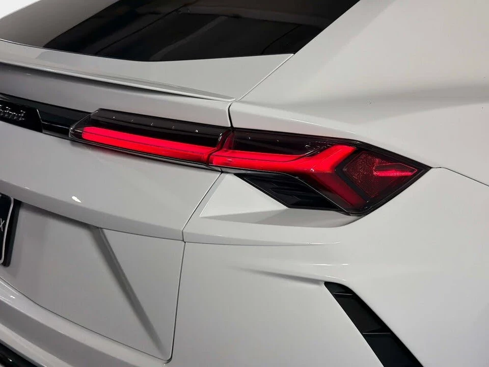 2019 Lamborghini Urus - Image 16 of 31