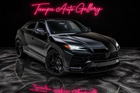 2019 Lamborghini Urus 4WD