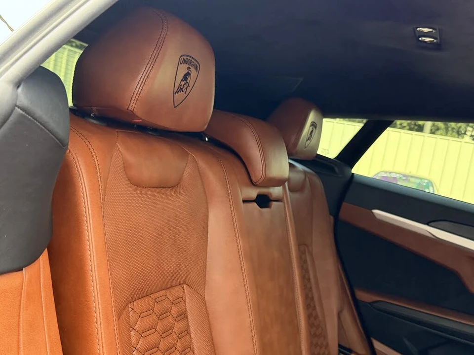 2019 Lamborghini Urus - Image 31 of 31