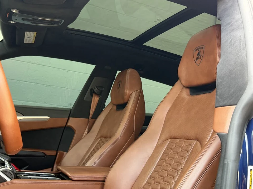 2019 Lamborghini Urus - Image 19 of 31