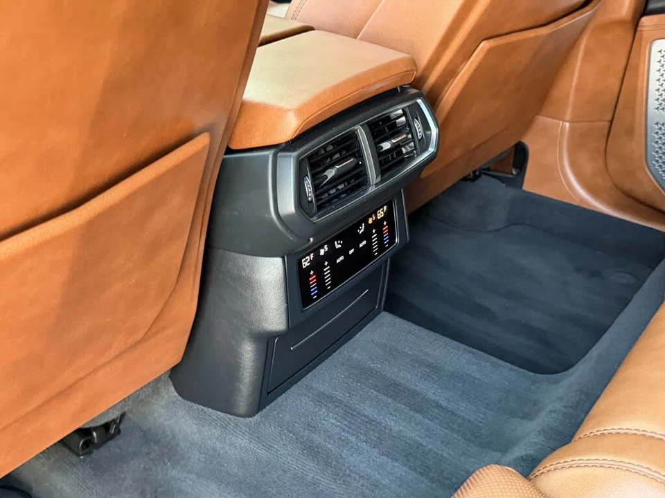 2019 Lamborghini Urus - Image 27 of 31