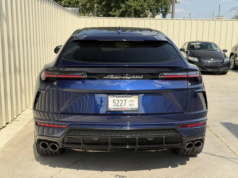 2019 Lamborghini Urus - Image 6 of 31
