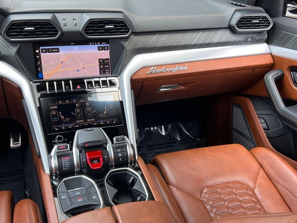 2019 Lamborghini Urus - Image 28 of 31