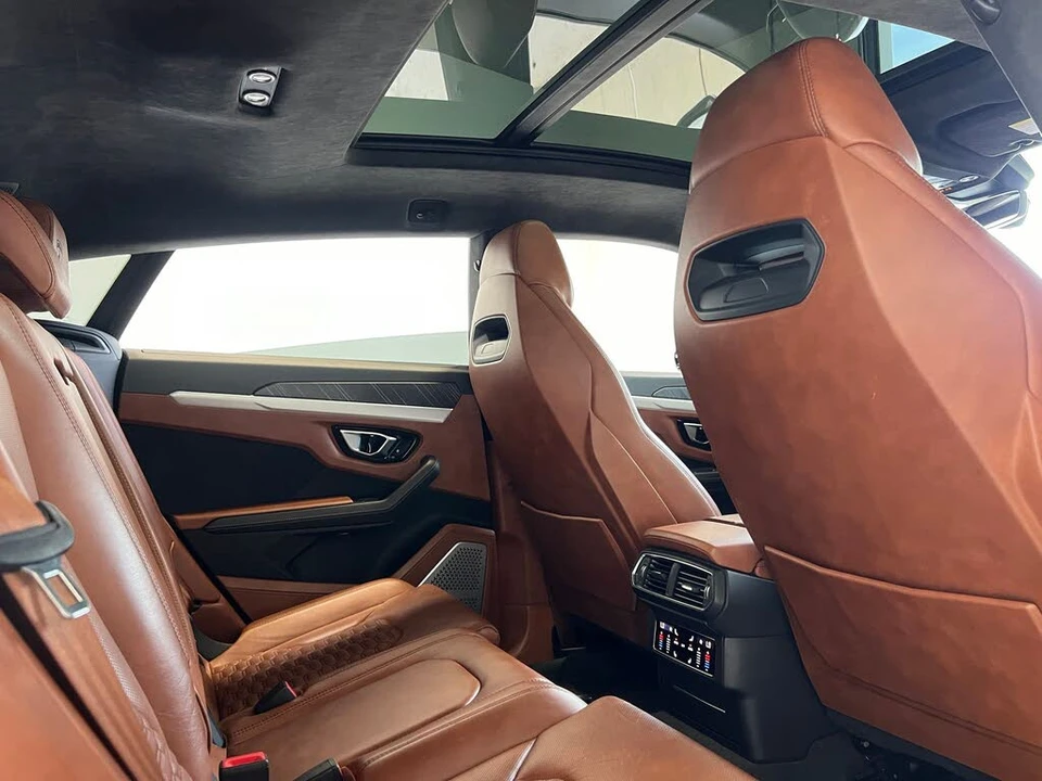 2019 Lamborghini Urus - Image 21 of 31