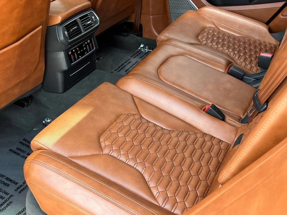 2019 Lamborghini Urus - Image 18 of 31