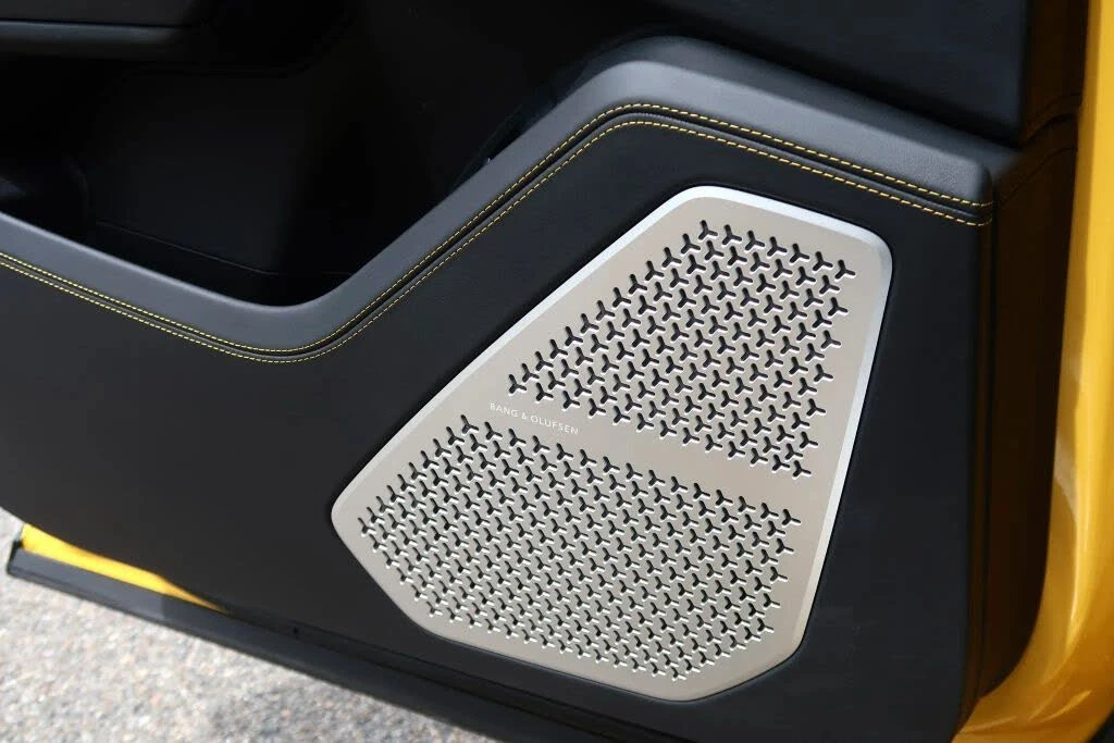 2019 Lamborghini Urus - Image 25 of 31