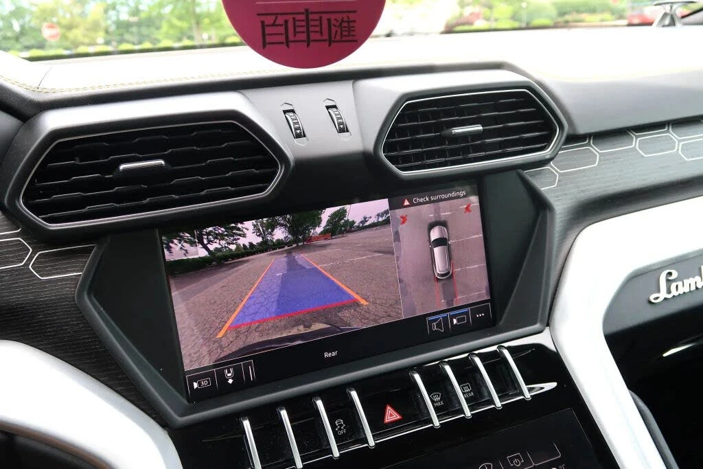 2019 Lamborghini Urus - Image 21 of 31