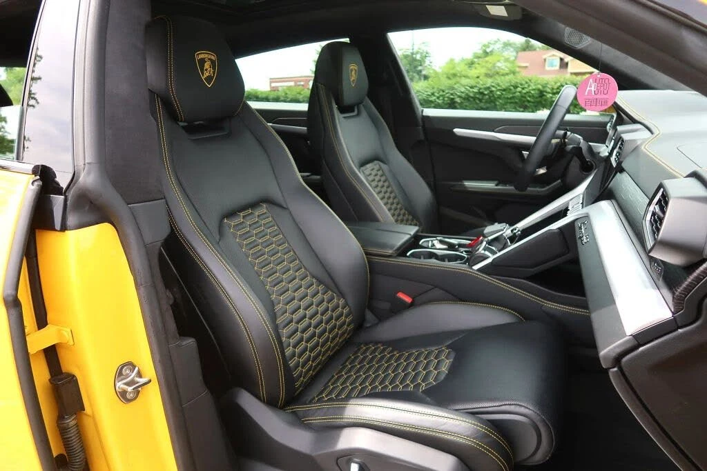 2019 Lamborghini Urus - Image 30 of 31