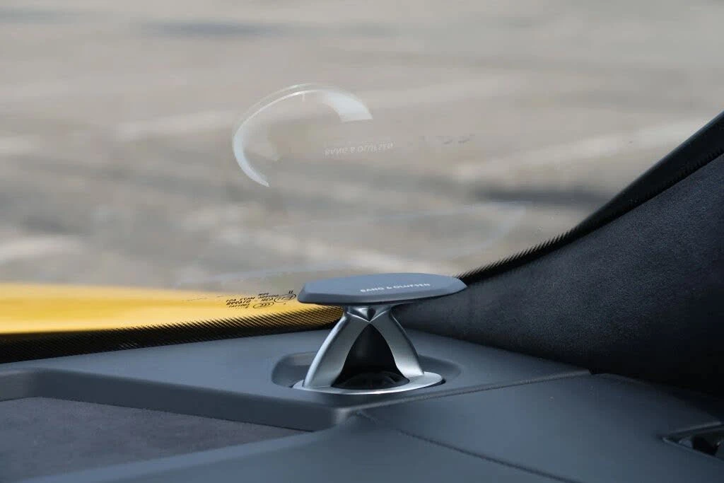 2019 Lamborghini Urus - Image 16 of 31