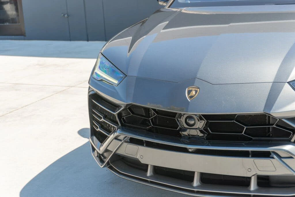 2019 Lamborghini Urus - Image 29 of 31