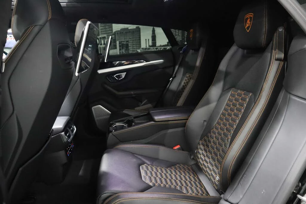 2019 Lamborghini Urus - Image 26 of 29