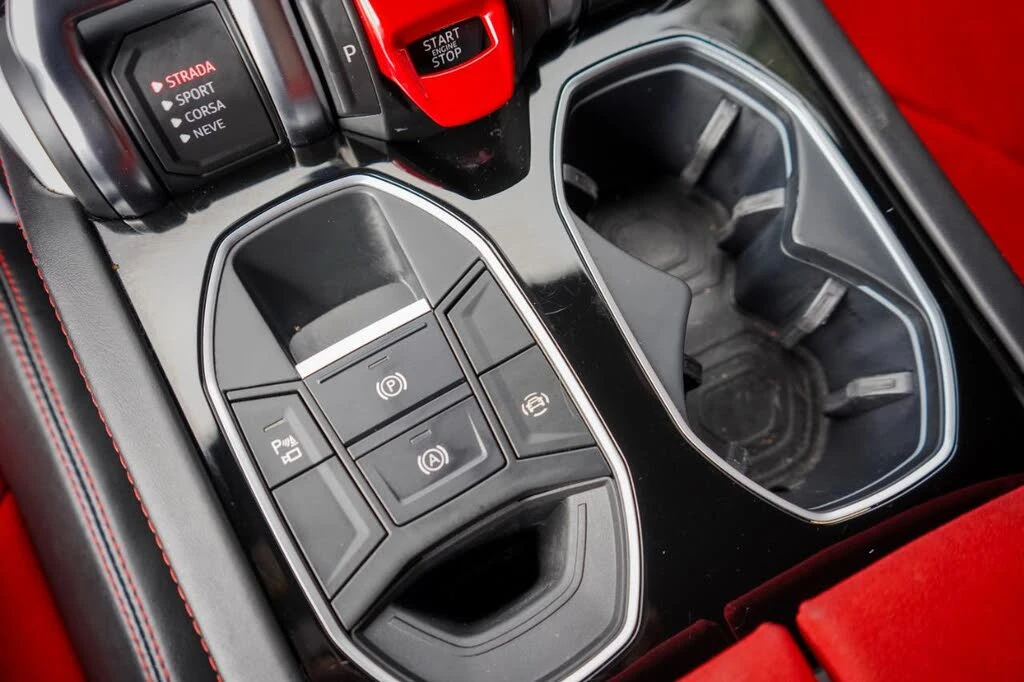 2019 Lamborghini Urus - Image 12 of 16