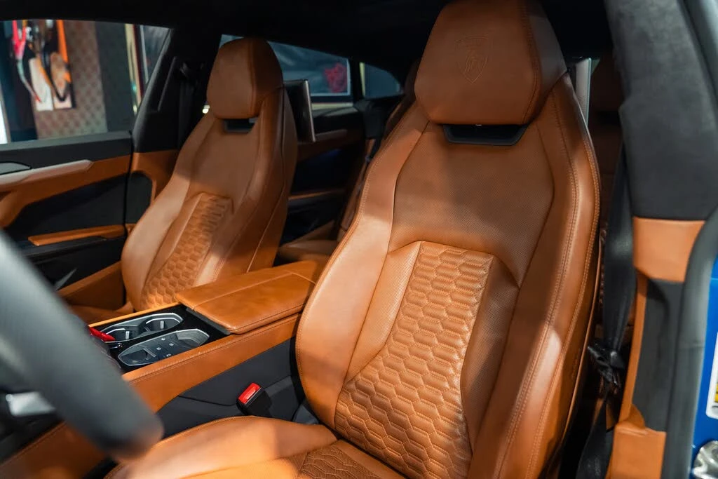 2019 Lamborghini Urus - Image 3 of 31