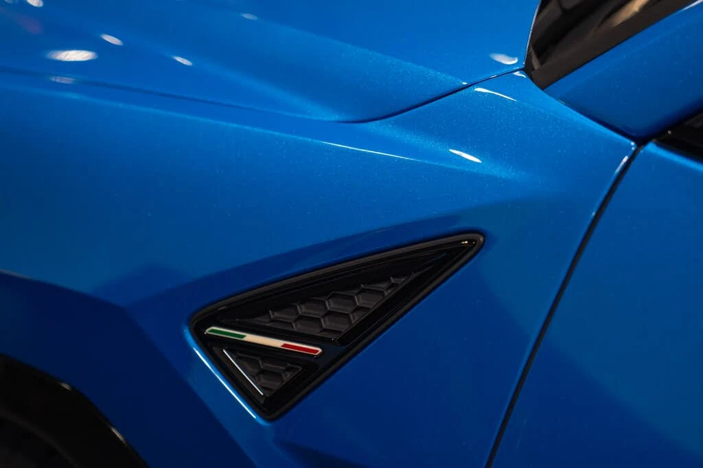 2019 Lamborghini Urus - Image 16 of 31