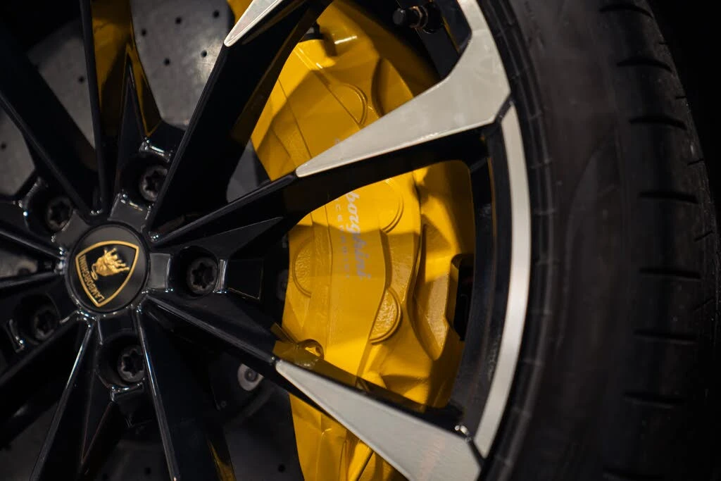 2019 Lamborghini Urus - Image 19 of 31