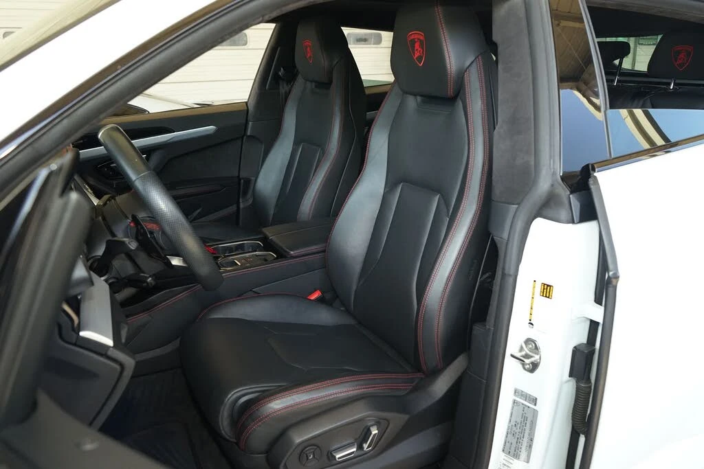 2019 Lamborghini Urus - Image 8 of 31
