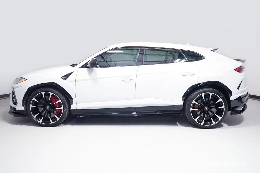 2019 Lamborghini Urus - Image 4 of 31
