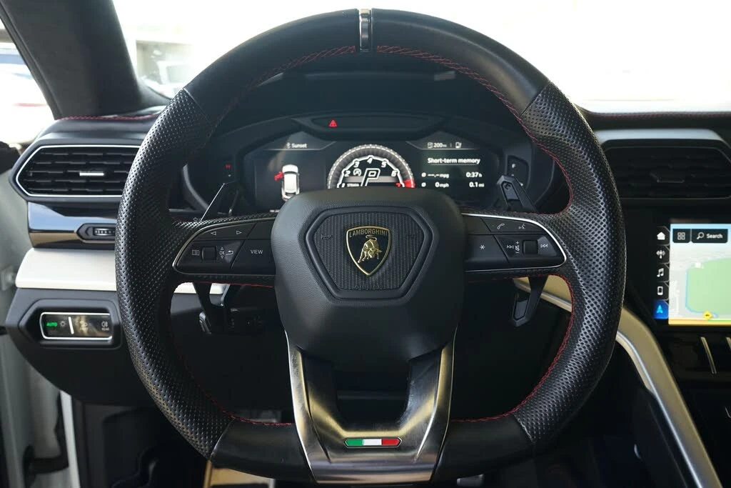 2019 Lamborghini Urus - Image 11 of 31