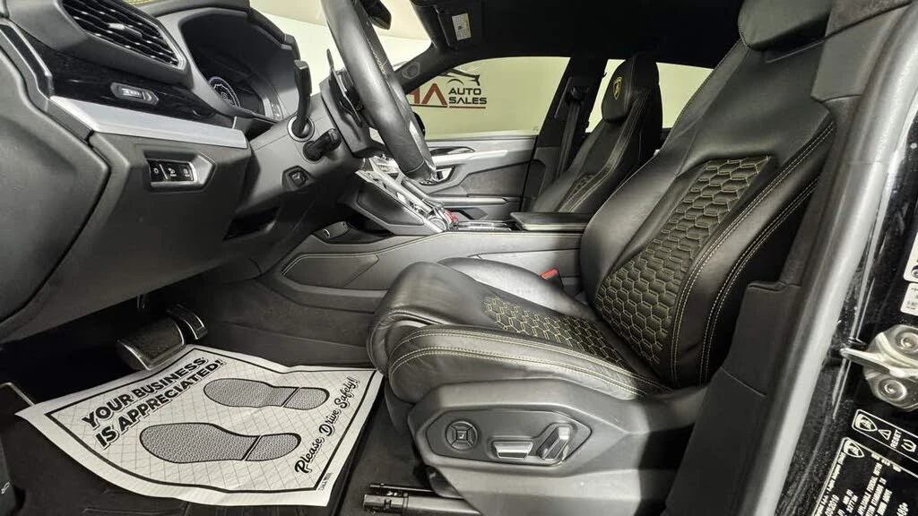 2019 Lamborghini Urus - Image 15 of 31