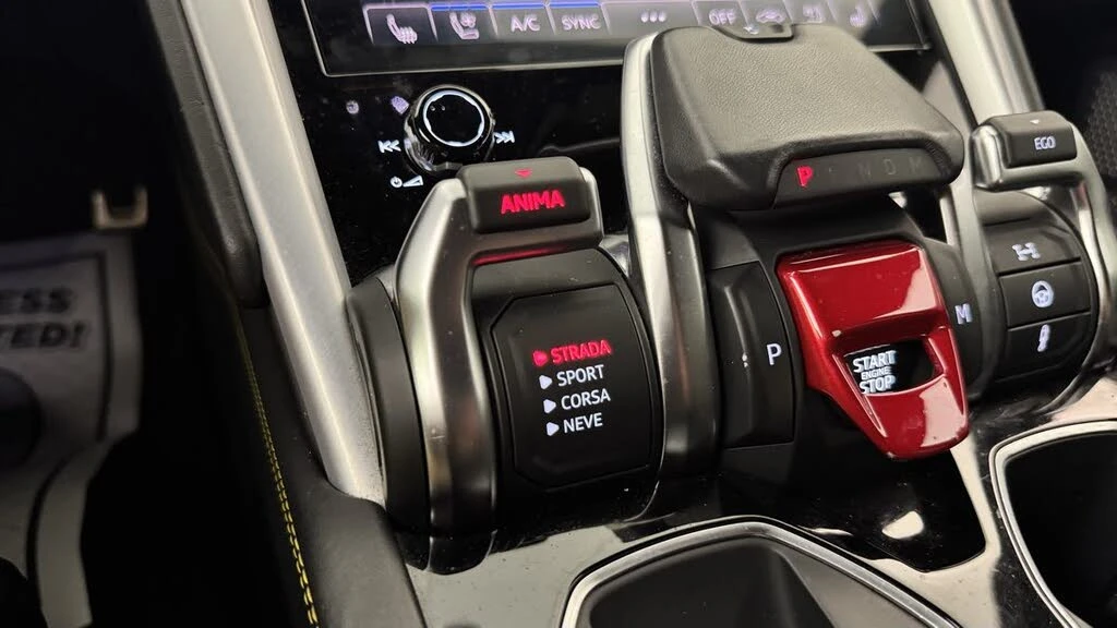 2019 Lamborghini Urus - Image 28 of 31