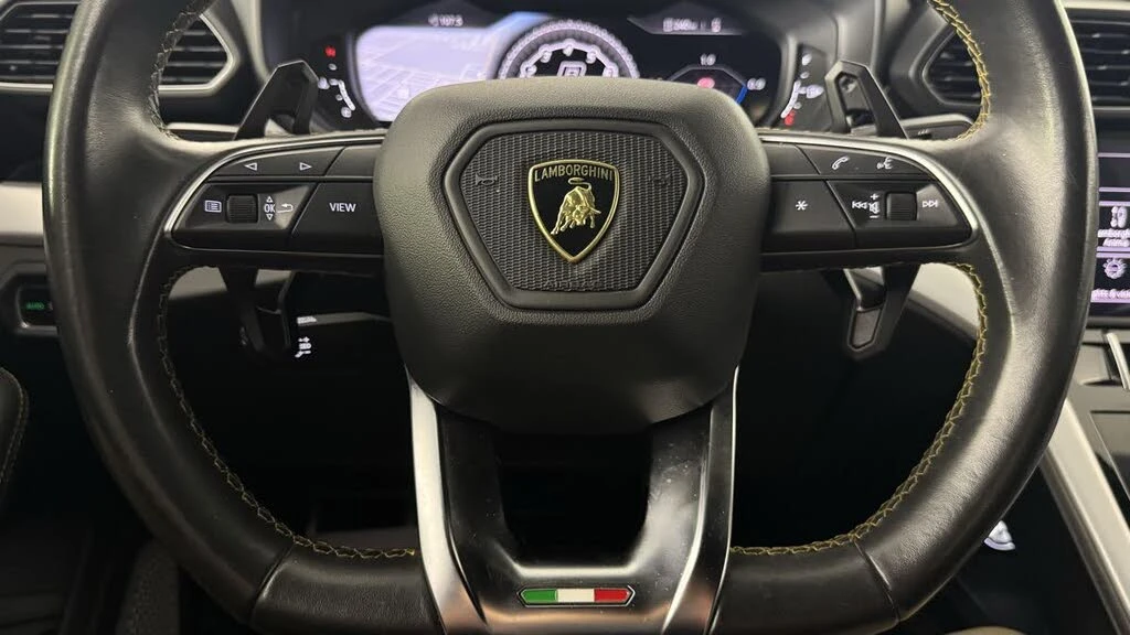 2019 Lamborghini Urus - Image 17 of 31
