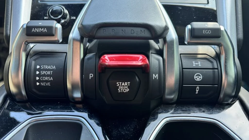 2019 Lamborghini Urus - Image 27 of 31