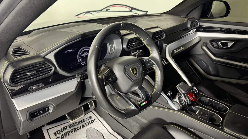 2019 Lamborghini Urus - Image 13 of 31