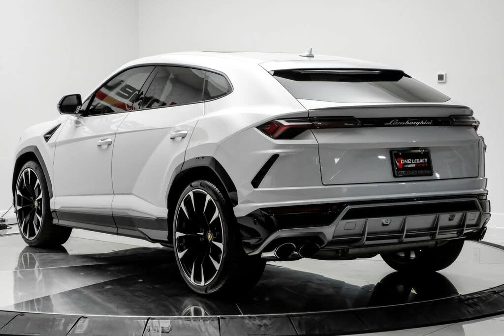 2019 Lamborghini Urus - Image 12 of 31