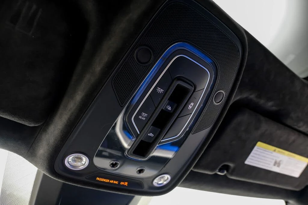 2019 Lamborghini Urus - Image 25 of 31