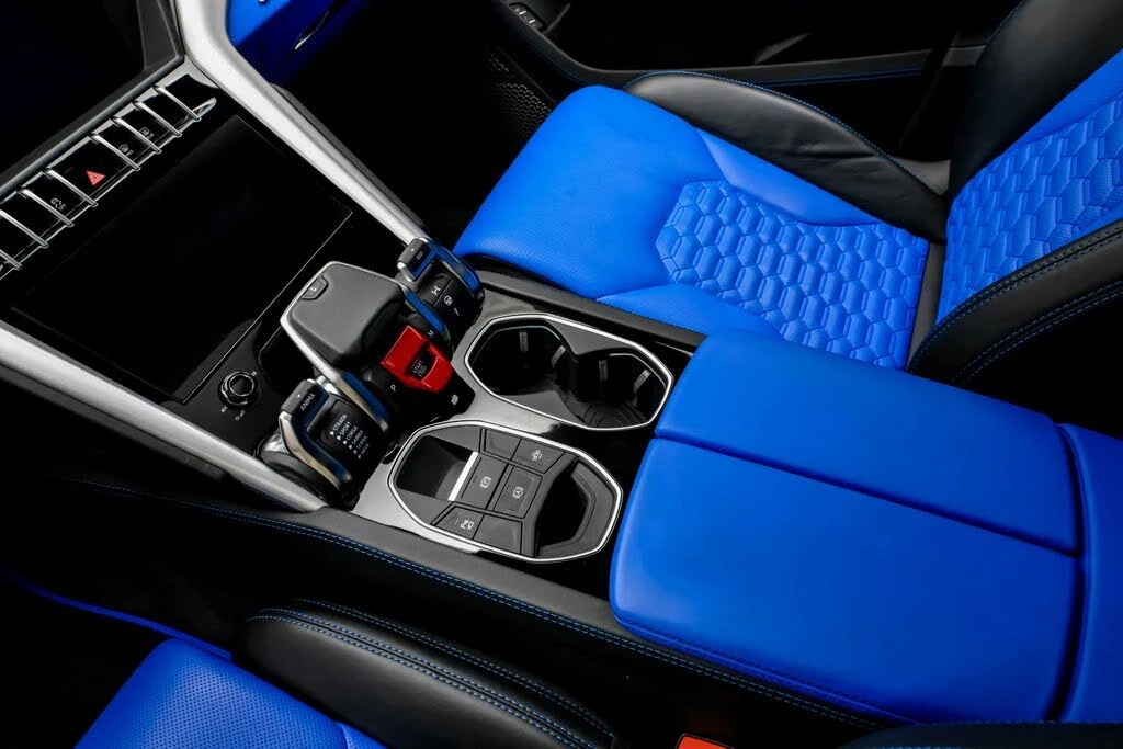 2019 Lamborghini Urus - Image 27 of 31
