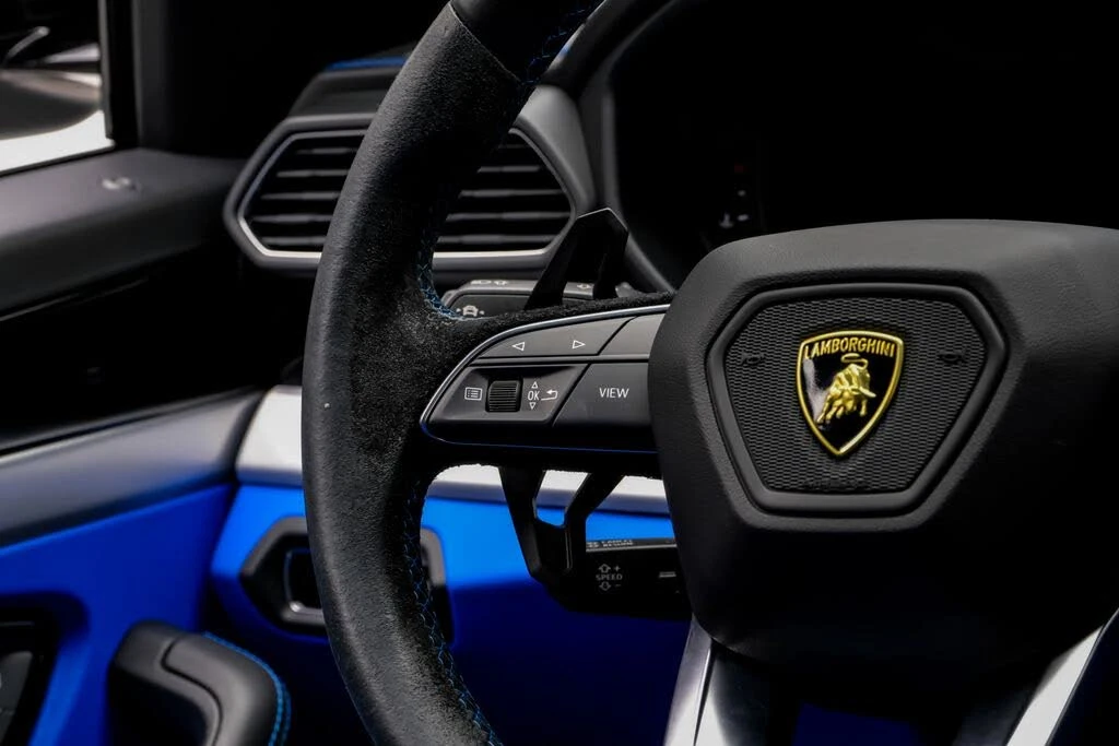 2019 Lamborghini Urus - Image 18 of 31