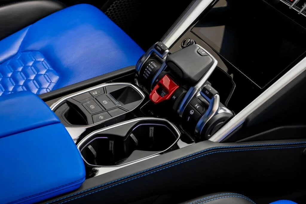 2019 Lamborghini Urus - Image 26 of 31