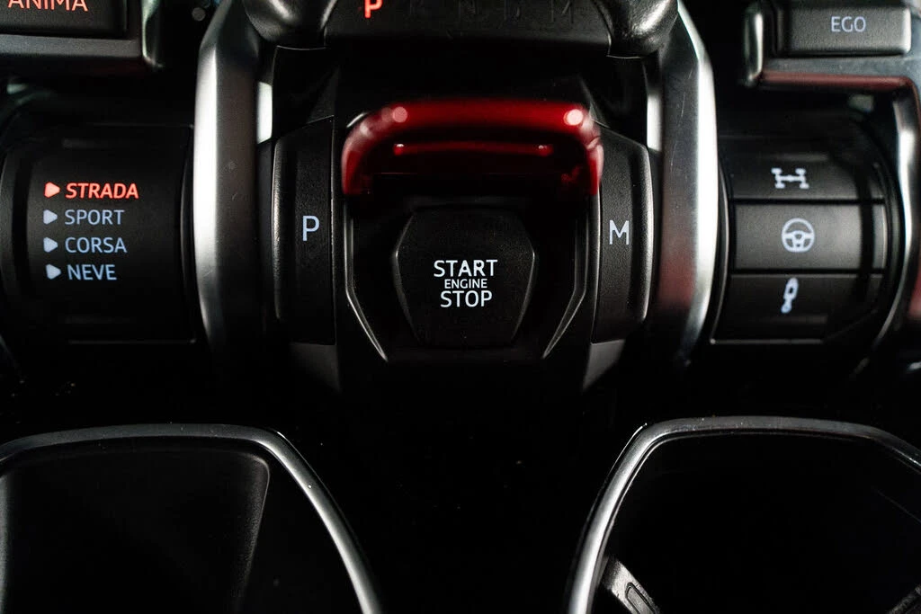 2019 Lamborghini Urus - Image 25 of 31