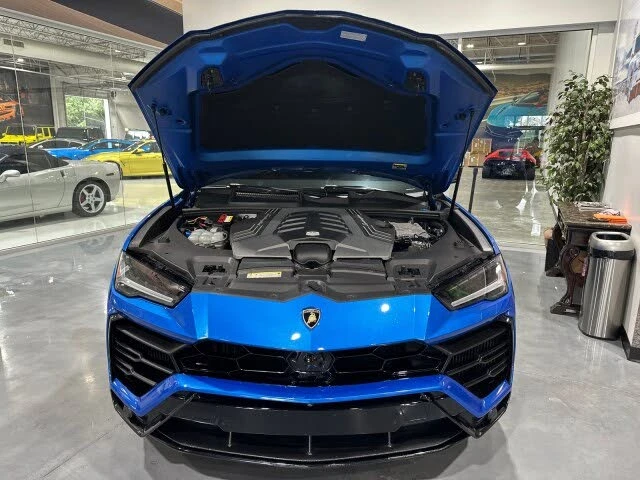 2019 Lamborghini Urus - Image 29 of 31